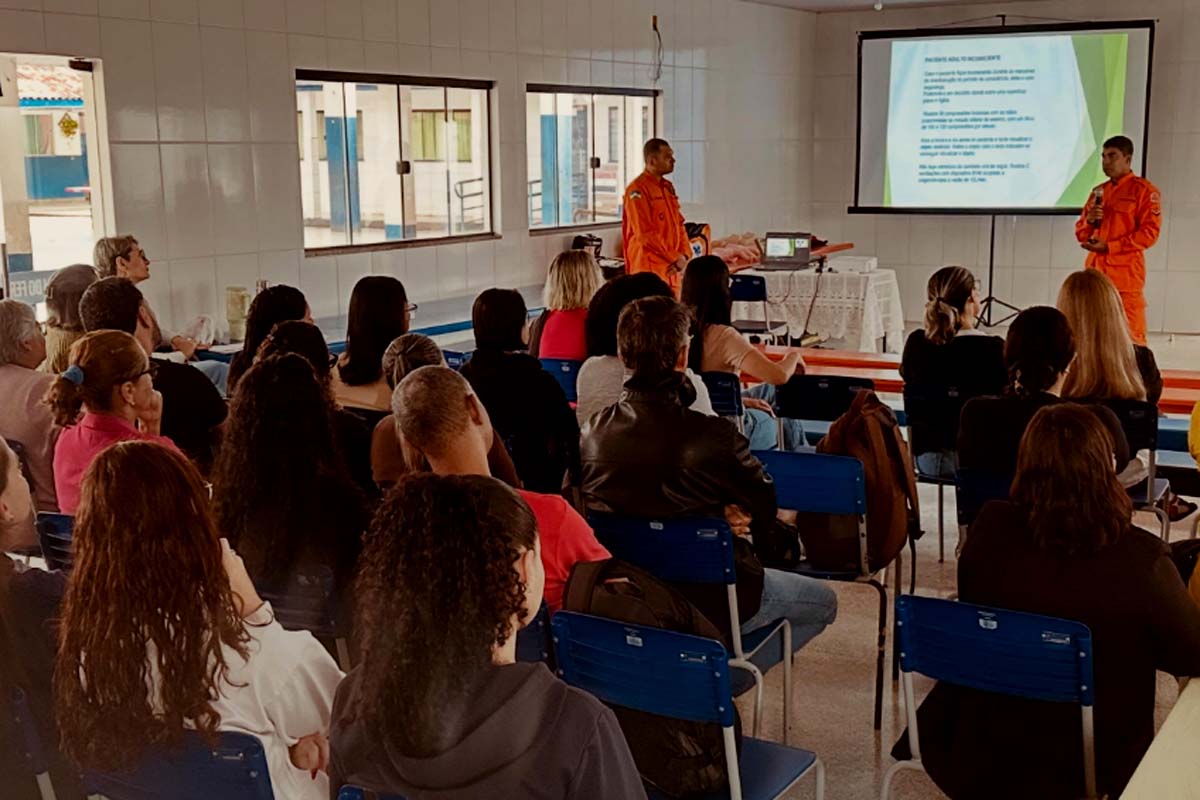 Escola Teobaldo é a primeira unidade da rede municipal a receber capacitação da Lei Lucas