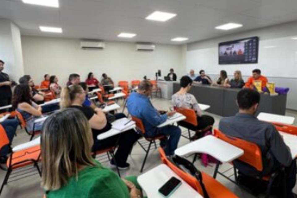 Aula Magna marca início da primeira “Pós-Graduação em Gestão Educacional” para gestores de escolas militarizadas no Brasil