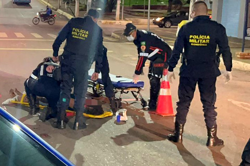 PM encontra travesti caída ensanguentada na região central