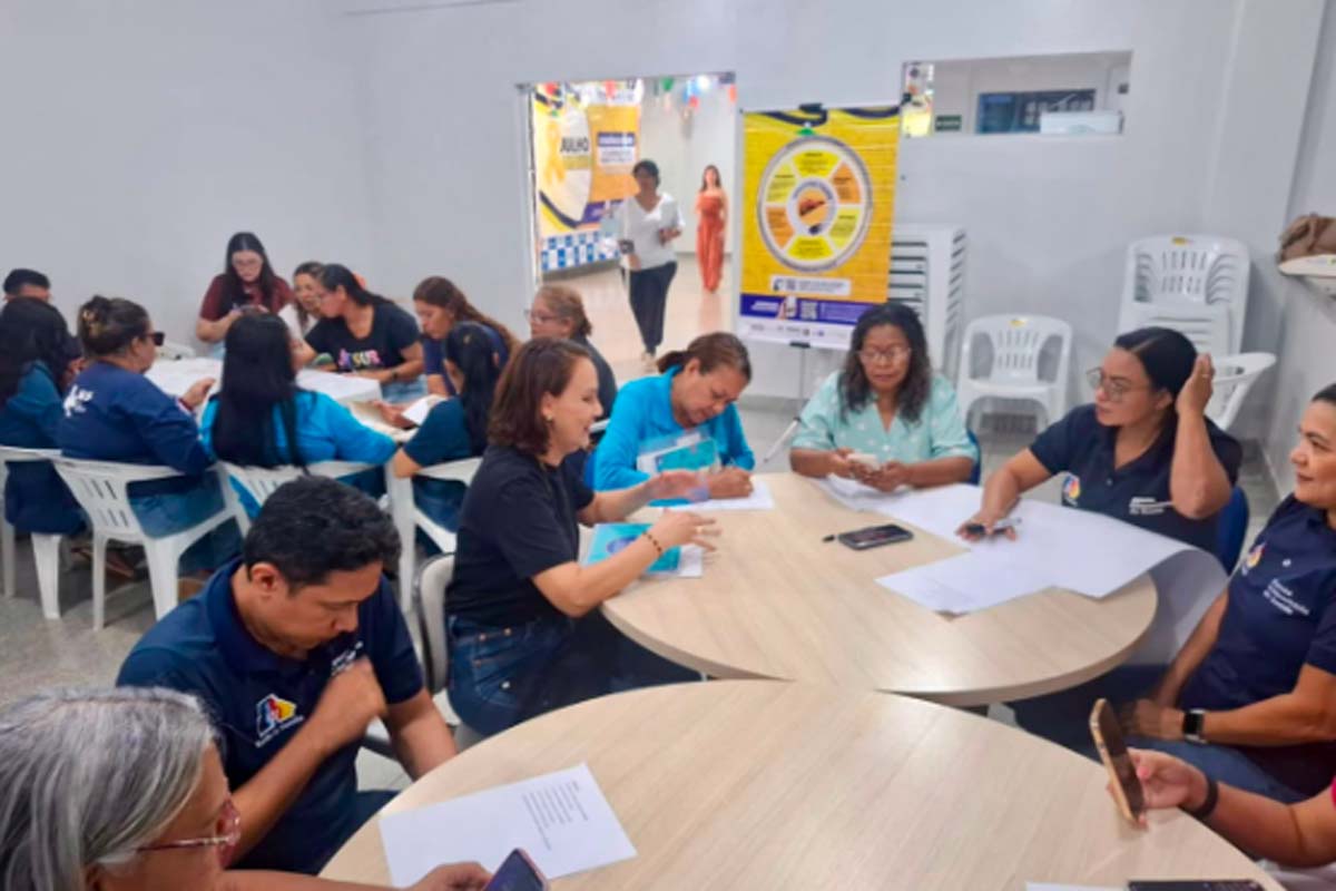 Prefeitura de Porto Velho capacita agentes comunitários para fortalecer prevenção e combate às hepatites virais
