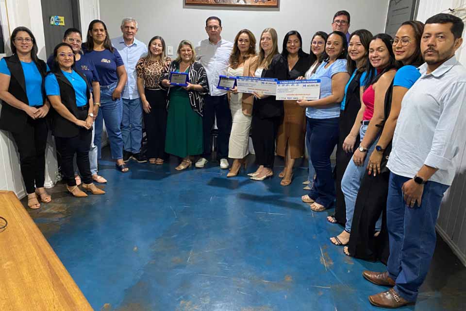 Prefeitura realiza café da manhã para recepcionar diretores das escolas destaque no Saero 2024