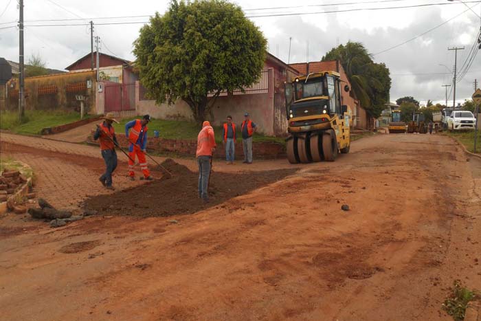 DER inicia força-tarefa para recuperação de ruas e avenidas de Cacoal