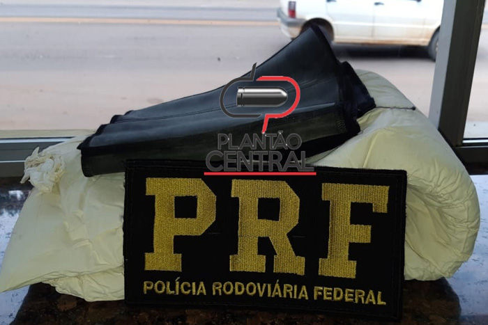 PRF prende jovem com quase cinco quilos de cocaÃna em Ji-Paraná