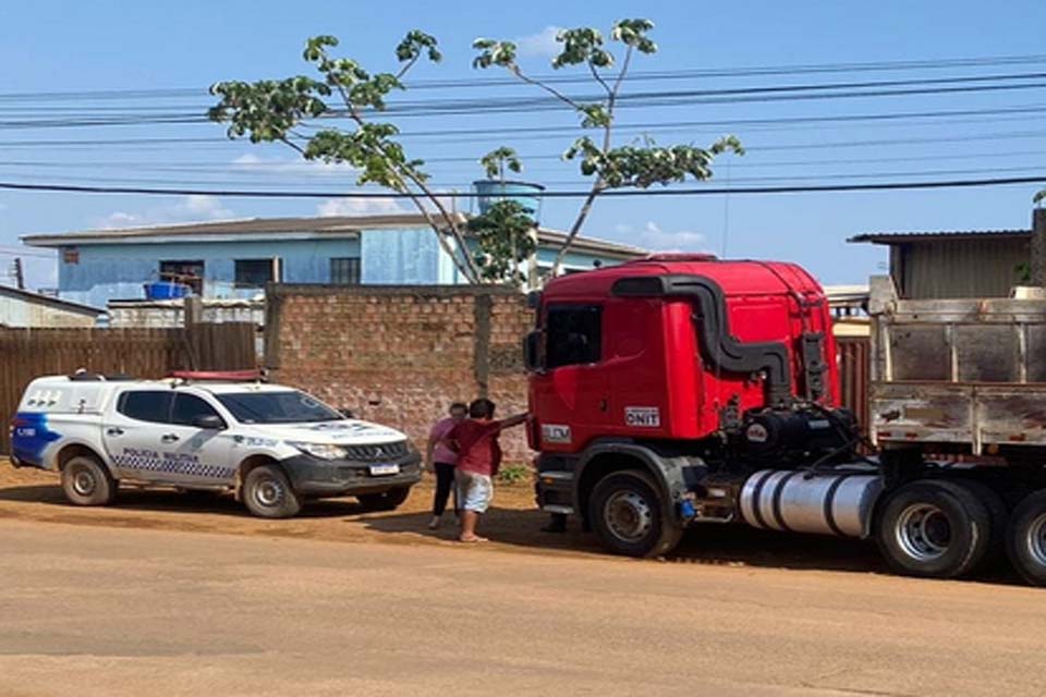 Empresário tenta matar caminhoneiro a tiros após discussão na zona leste