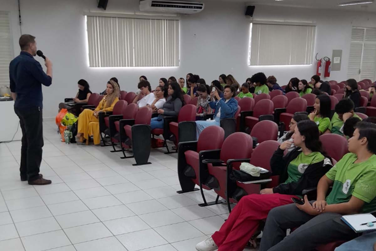 Secretaria de Meio Ambiente apresenta balanço das ações em ciclo de palestras