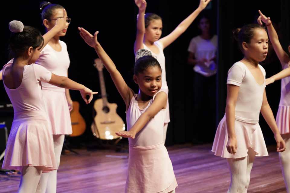 Recital do Som na Leste reúne famílias e emociona público em Porto Velho