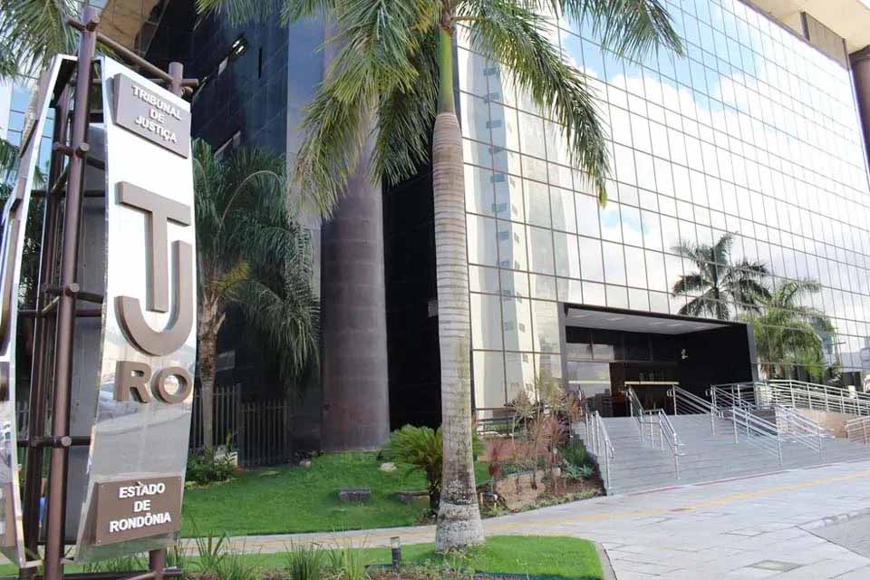 Doze anos após os fatos, Justiça de Rondônia mantém ação de improbidade sobre propina e contratos públicos contra ex-prefeito