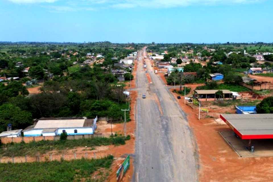 Governo conclui pavimentação da RO-420 em Jacinópolis e reforça melhorias ao longo da rodovia