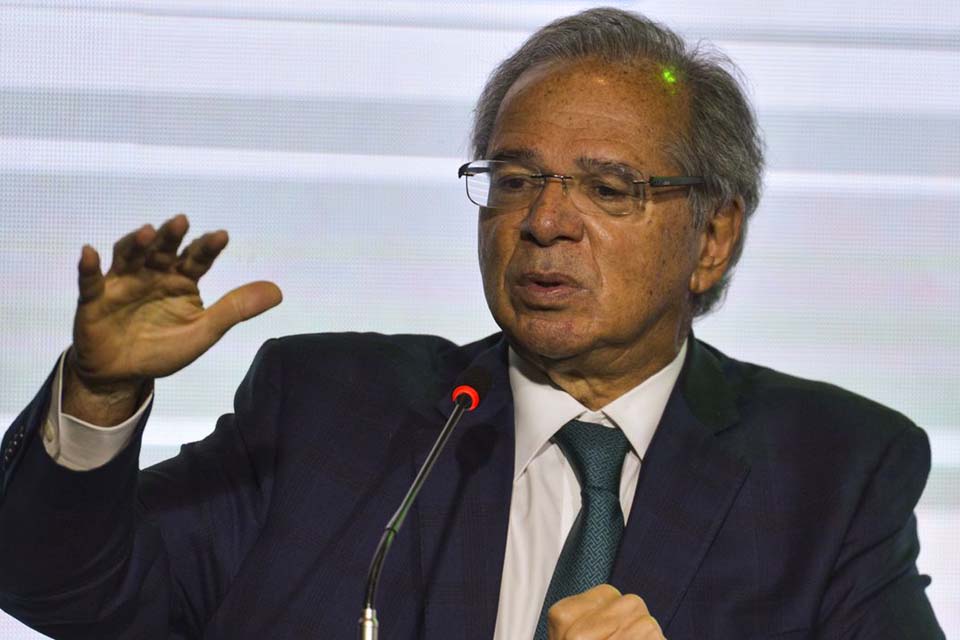  Ministro defende instituições multilaterais no fim de reunião do FMI