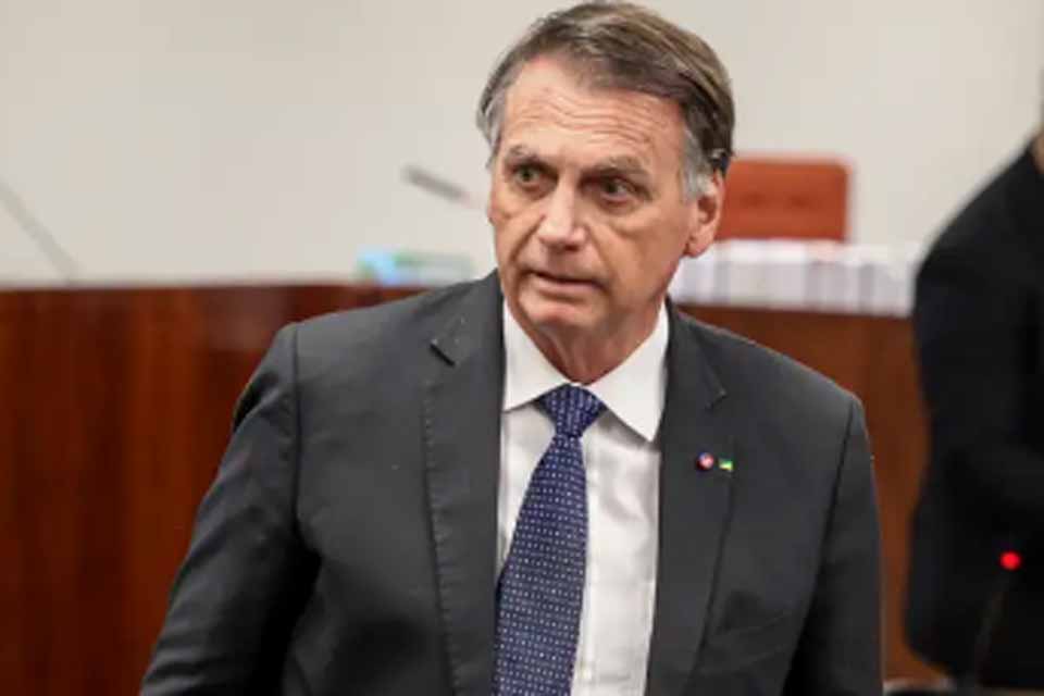 Recurso de Bolsonaro cita cerceamento de defesa e pede revisão da pena