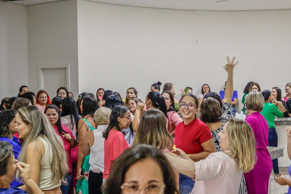 Prefeitura de Espigão do Oeste homenageia servidoras no Dia Internacional da Mulher