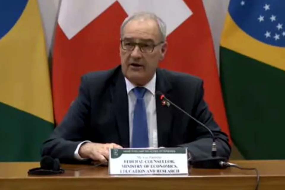 Suíça fará doações ao Fundo Amazônia, anuncia representante do país europeu