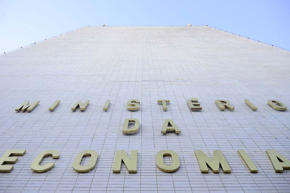 Recadastramento de aposentados está suspenso até 30 de novembro