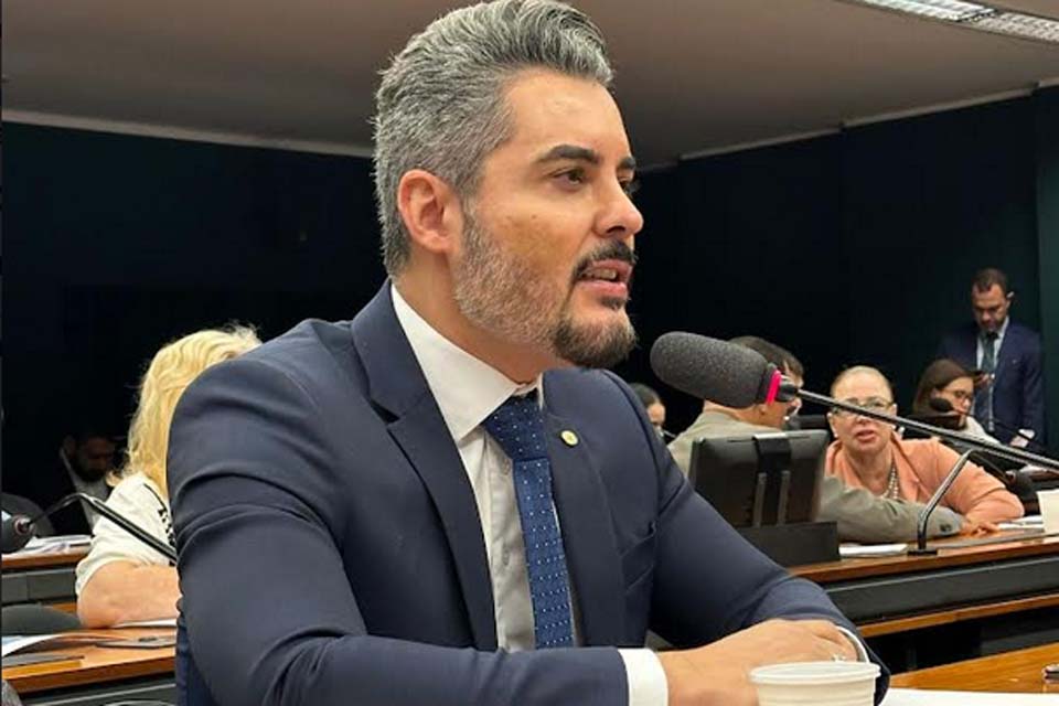 Requerimento do deputado Thiago Flores para discutir regularização fundiária é aprovado por unanimidade 