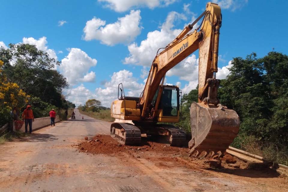 Regional do DER recupera ponte sobre o rio Soledade na RO-464