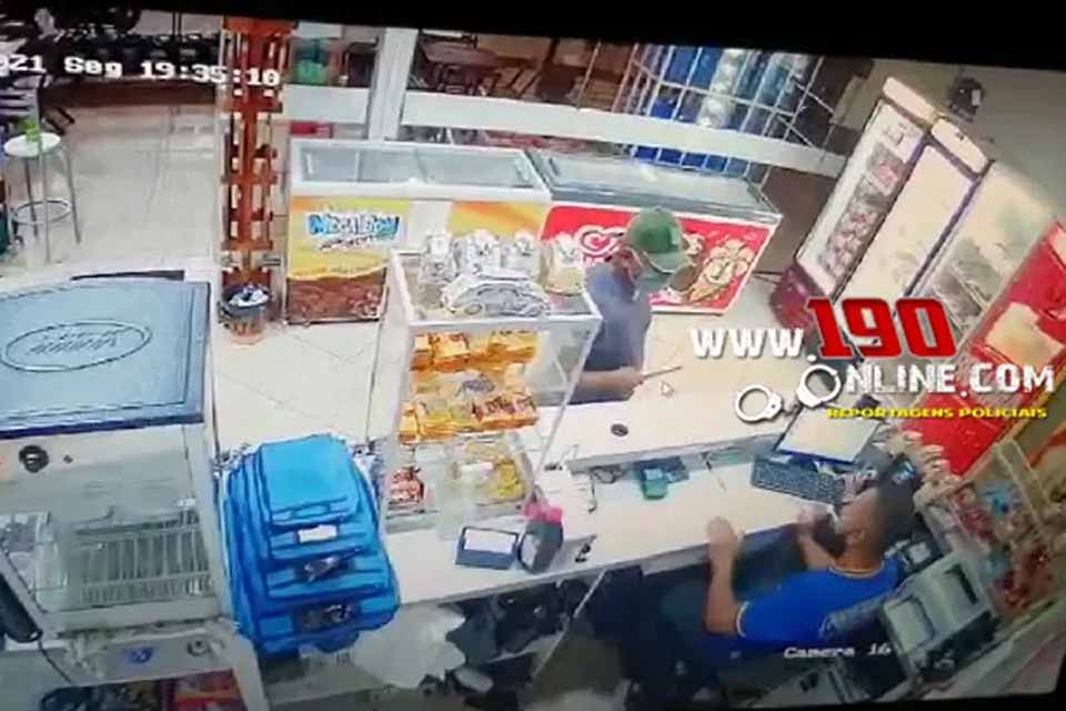 VÍDEO - Após realizar roubo em Posto de combustível, suspeito com tornozeleira eletrônica acaba preso pela Polícia Penal