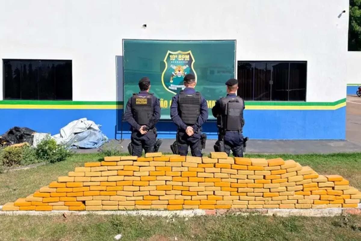 Operação apreende quase 415 kg de drogas e prende suspeito