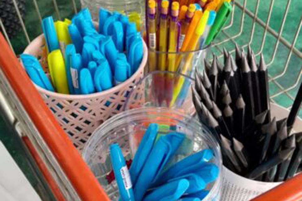 Fiscalização garante segurança e qualidade do material escolar para volta às aulas, em Porto Velho