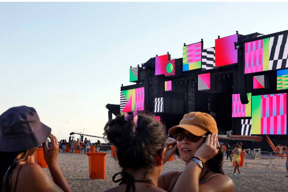 Copacabana já vive clima de expectativa para a festa da virada