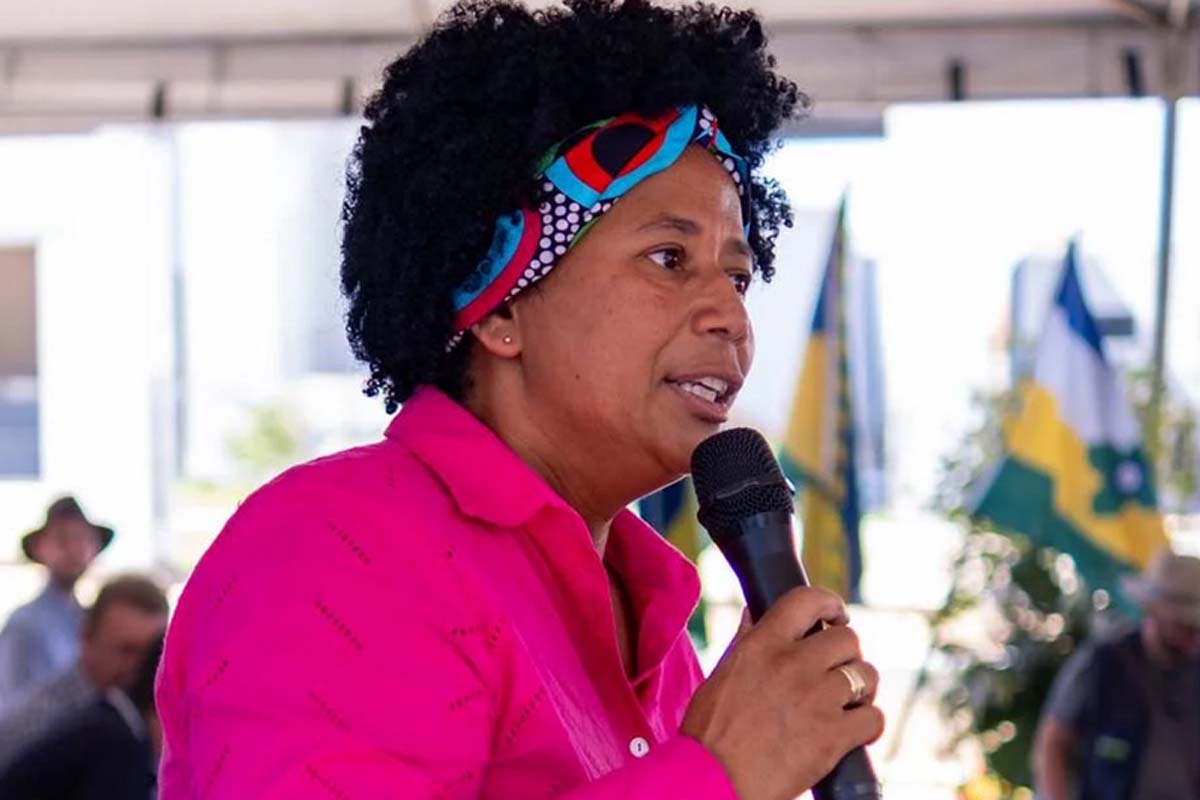 Evento solicitado pela deputada Sílvia Cristina promove capacitação voltada a vereadores, lideranças e entidades 