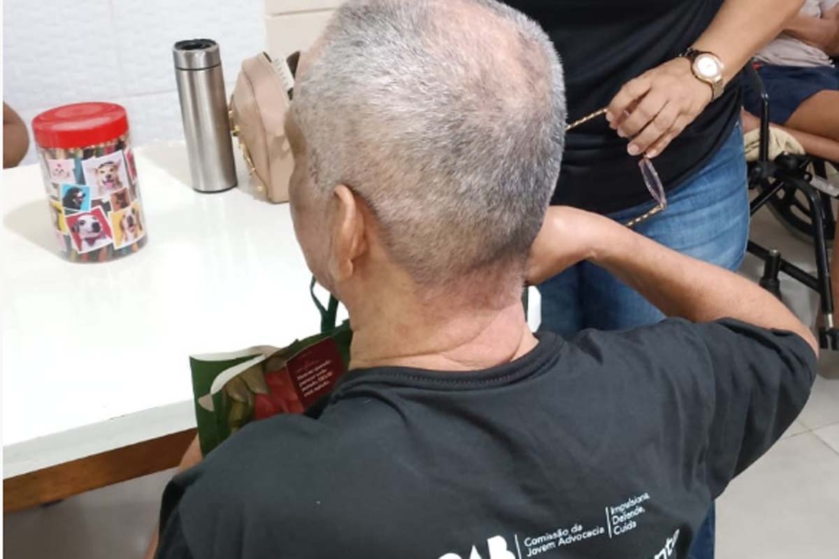 Conselho Municipal da Pessoa Idosa promove ação itinerante no Lar Leal em alusão ao Dia da Pessoa Idosa