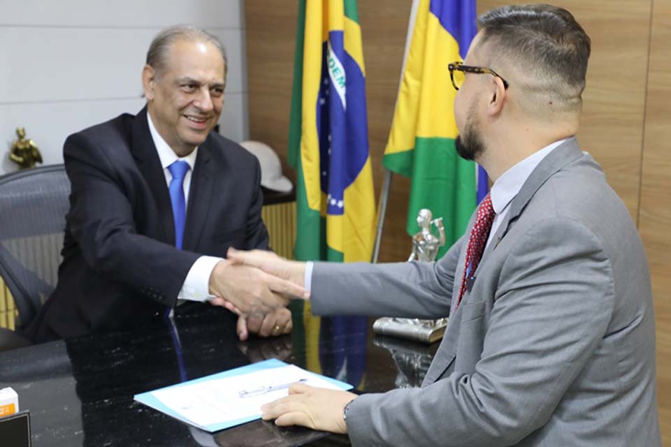 Presidentes da TJRO e OAB assinam convênio para integrar à instituição ao Fórum Digital