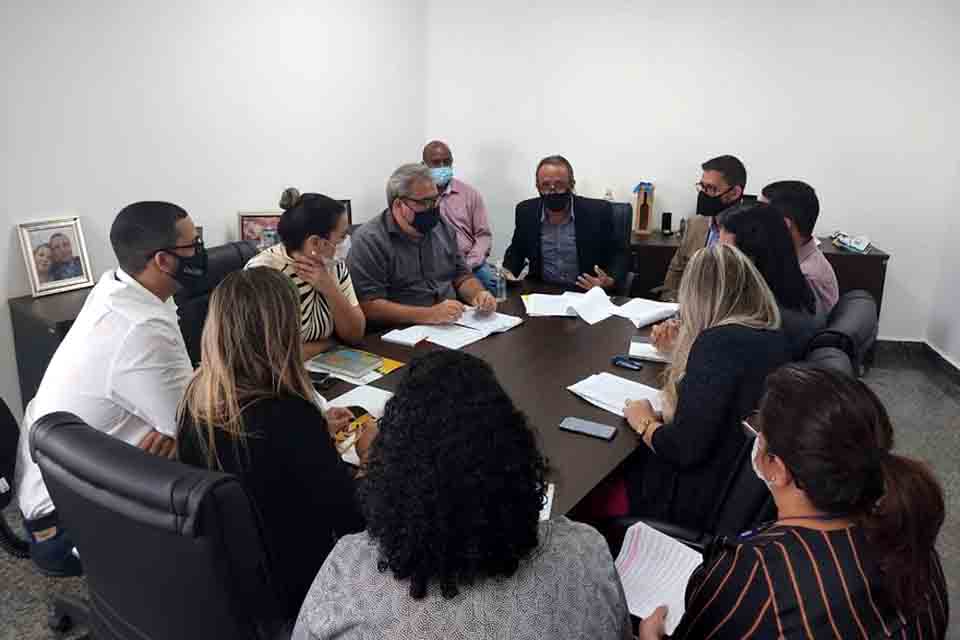 Lazinho da Fetagro destaca a construção e aprovação da política de regularização fundiária no estado