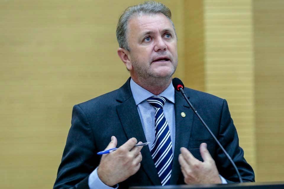 Luizinho Goebel parabeniza produtoras vencedoras do maior concurso feminino de cafés do Brasil