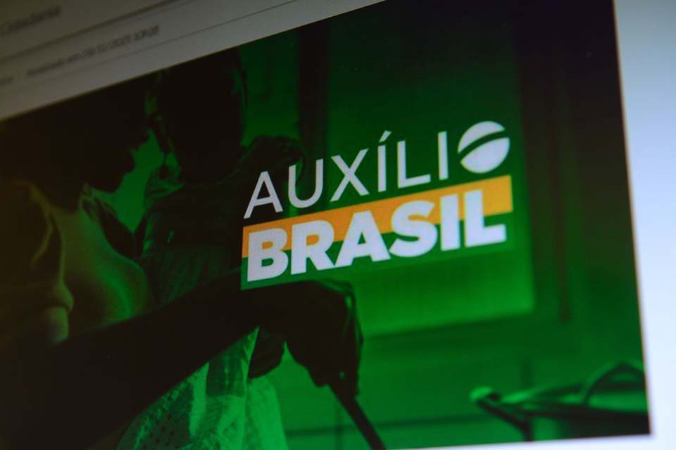 Auxílio Brasil: beneficiários com NIS 3 já podem movimentar dinheiro