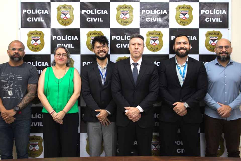 Para ajuste de serviços, Coordenação dos Fóruns Digitais visita Polícia Civil