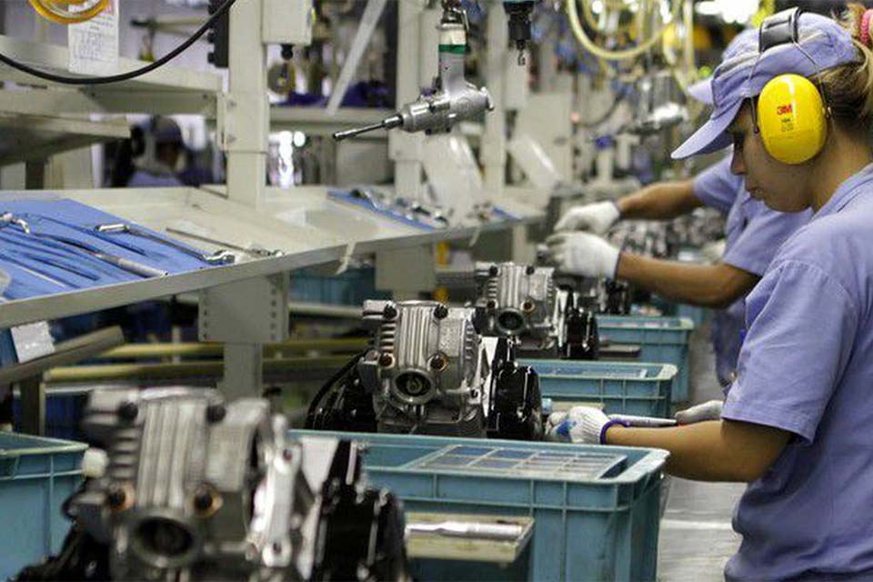 Produção industrial brasileira fecha 2019 com queda de 1,1%
