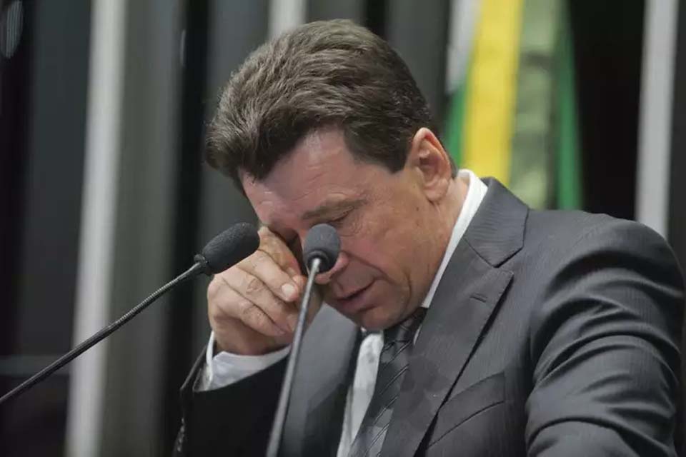 Supremo Tribunal Federal “empurra com a barriga” discussão sobre a Lei da Ficha Limpa e prorroga drama de Ivo Cassol em Rondônia