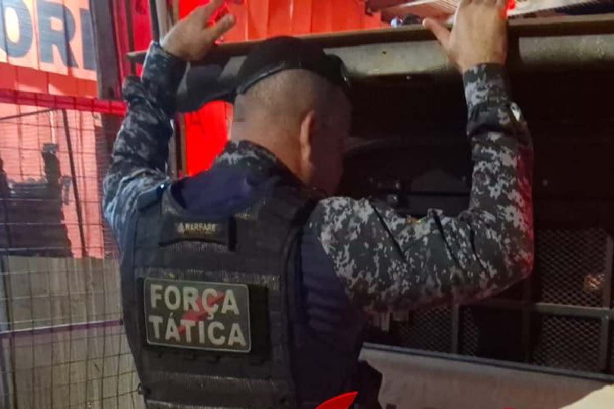 Condenado por tráfico de drogas é preso após tentativa de fuga em abordagem