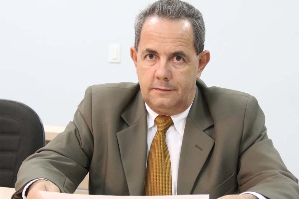 Corazinho ‘‘escapa’’ do afastamento, mas empresa de sua família não poderá participar de licitação do transporte em Cacoal