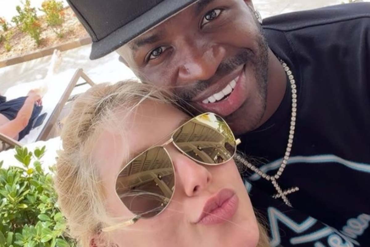 Vini Jr. limpa perfil no Instagram e apaga fotos com Virginia