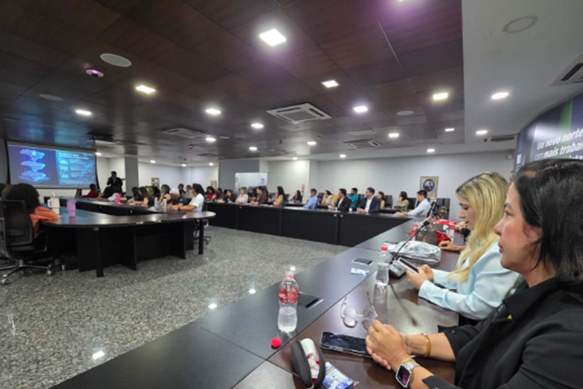Capacitação orienta servidores sobre retenção correta do ISSQN