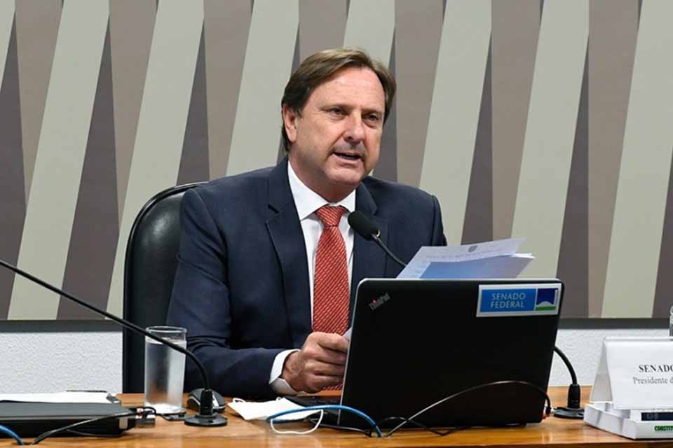 Senador Acir Gurgacz lamenta devolução de recursos que seriam usados na construção de Hospital