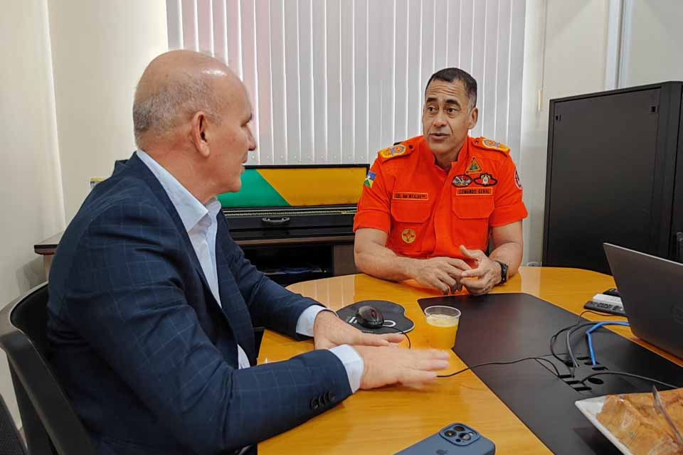 Escola Militar no município de Vilhena receberá uniformes com recurso do deputado Ezequiel Neiva