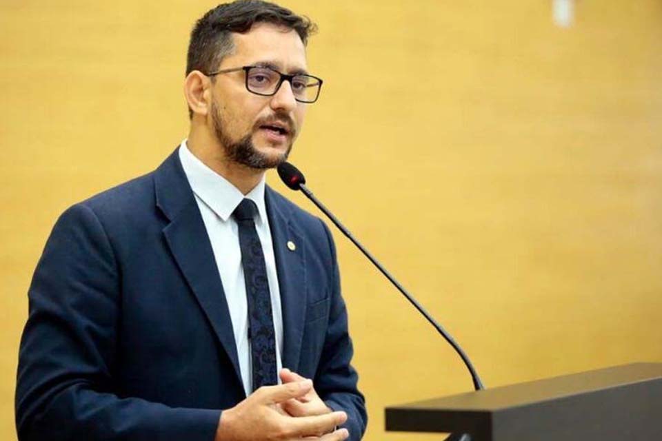 Deputado Anderson destina emenda para implantação de luminária LED no município de Alta Floresta do Oeste