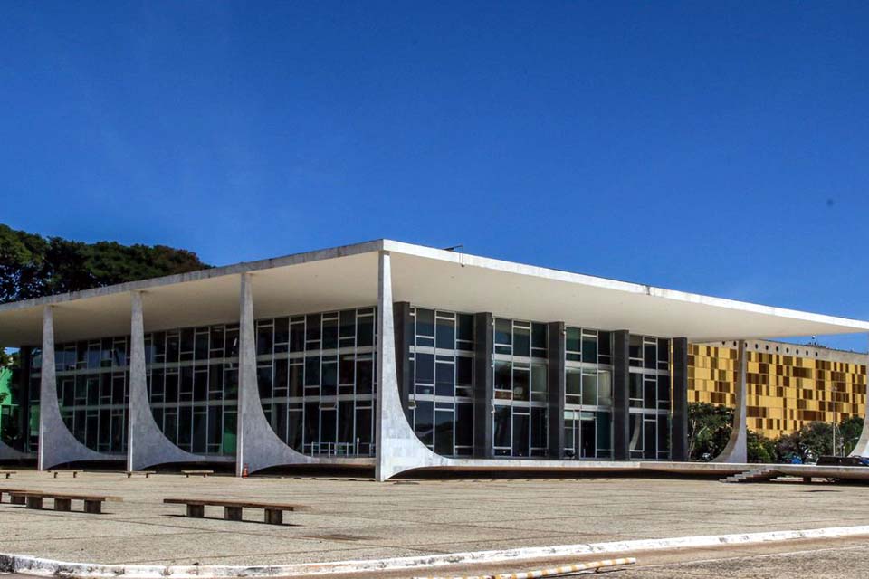 STF reconhece ofensas contra comunidade LGBTQIA+ como injúria racial