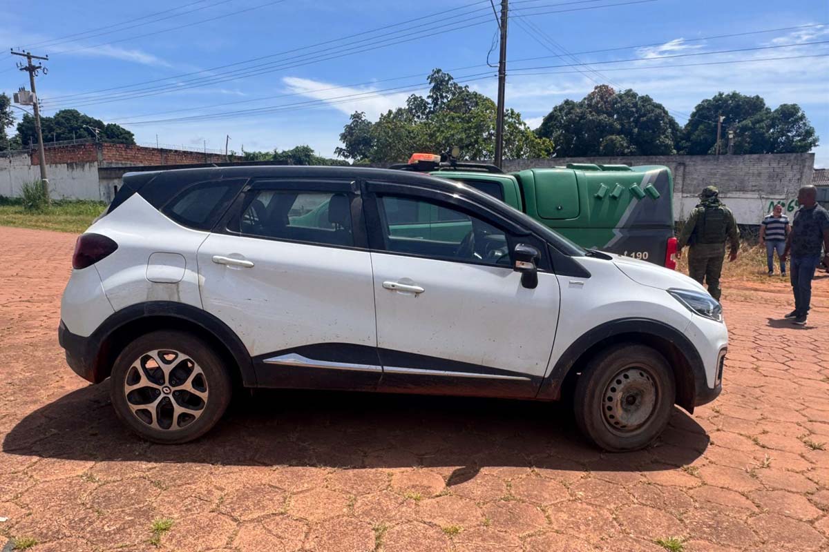 Veículo roubado em São Paulo é recuperado na fronteira entre Brasil e Bolívia 