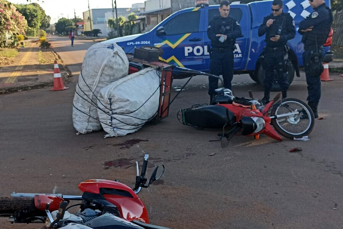 Colisão entre motocicletas deixa feridos em Rolim de Moura