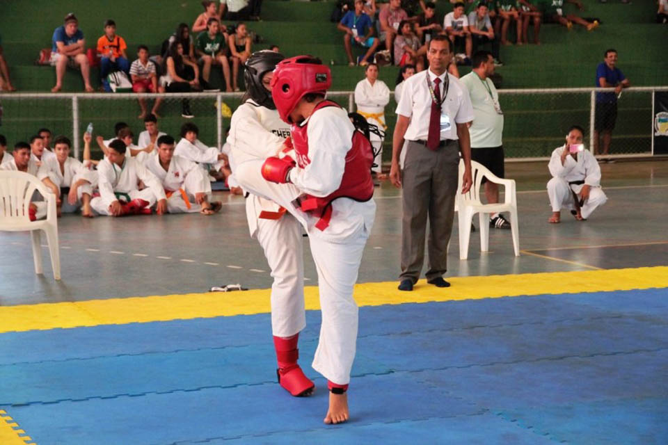 Atletas rondonienses representam o Brasil na disputa do Mundial de Cadetes de Taekwondo na Bósnia e Herzegovina