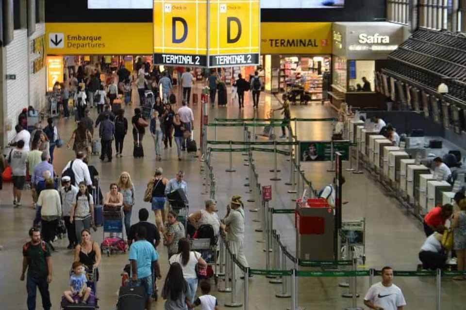 Polícia Federal mira em funcionários de empresas que atuam no Aeroporto de Guarulhos