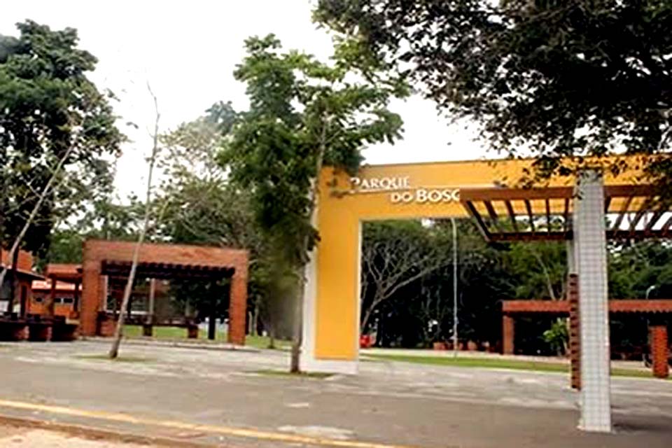 Dia 31 de janeiro tem cinema gratuito para toda população no Bosque Municipal