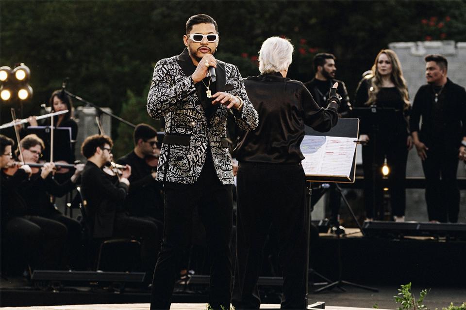Rapper Hungria lança 'Atmosfera', projeto com orquestra sinfônica e maestro João Carlos Martins