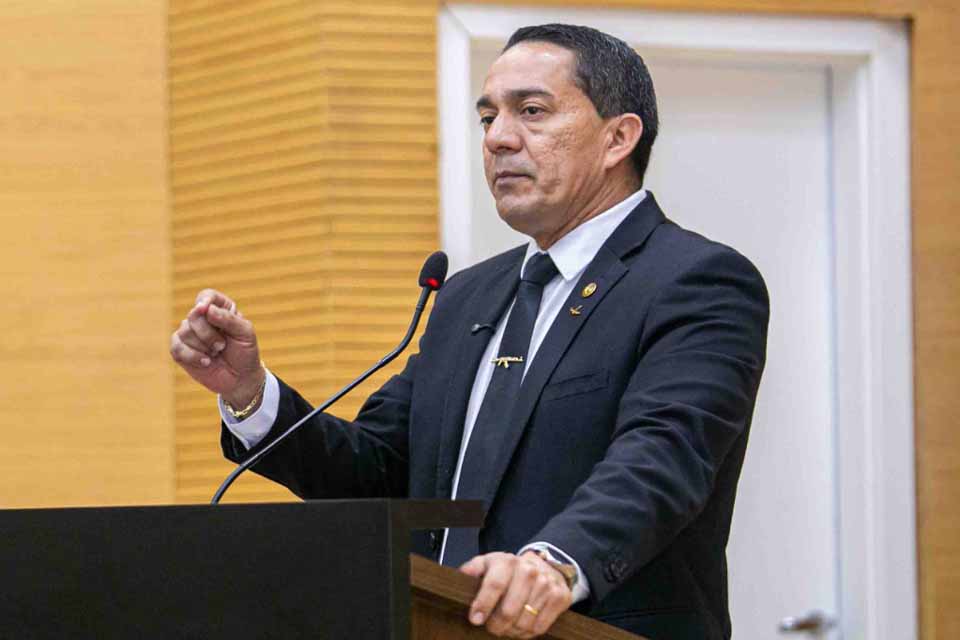 Deputado Eyder Brasil defende combate às queimadas em Rondônia