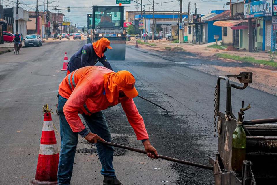 Com recurso do Estado, obras de revitalização do asfalto avançam em Porto Velho