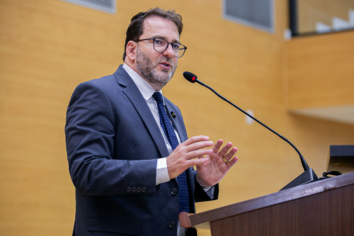 Alex Redano solicita operação tapa buracos na RO-140 entre a BR-364 e Cacaulândia