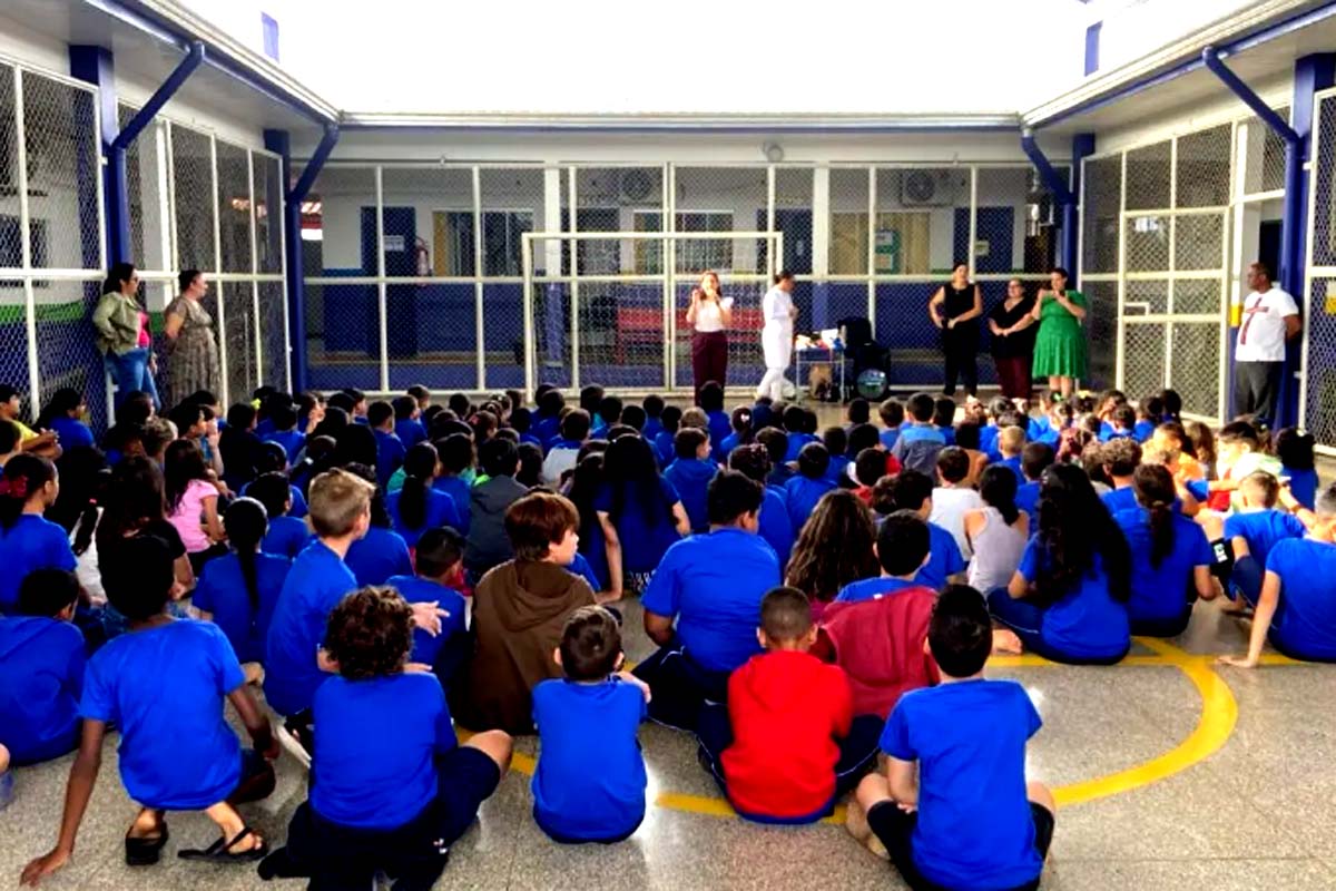 Ação nacional de combate à cárie dentária nas crianças em idade escolar é reforçada pelo governo de RO
